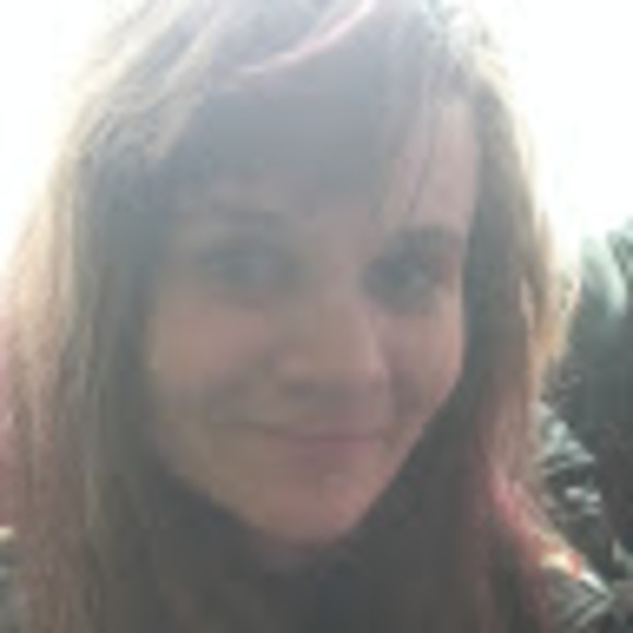 Meet your Posher, Erica - Picture 1 of 1